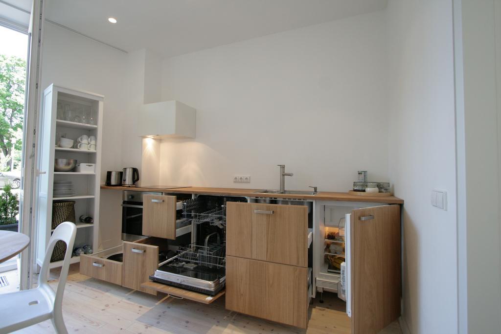 Misko Apartamentai Juodkrantė Rum bild
