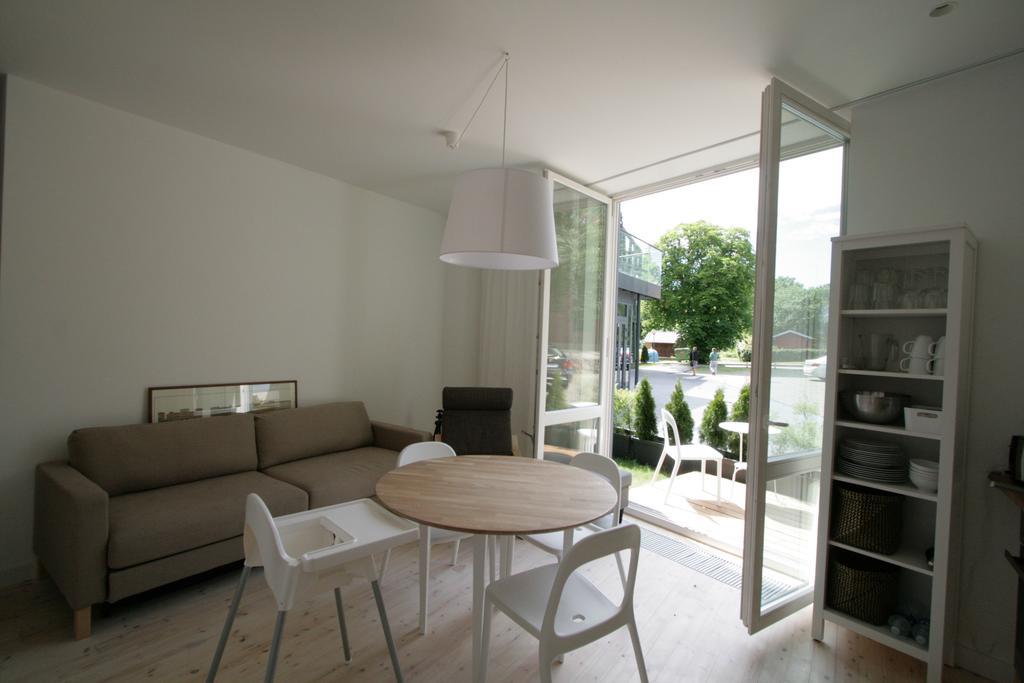 Misko Apartamentai Juodkrantė Rum bild